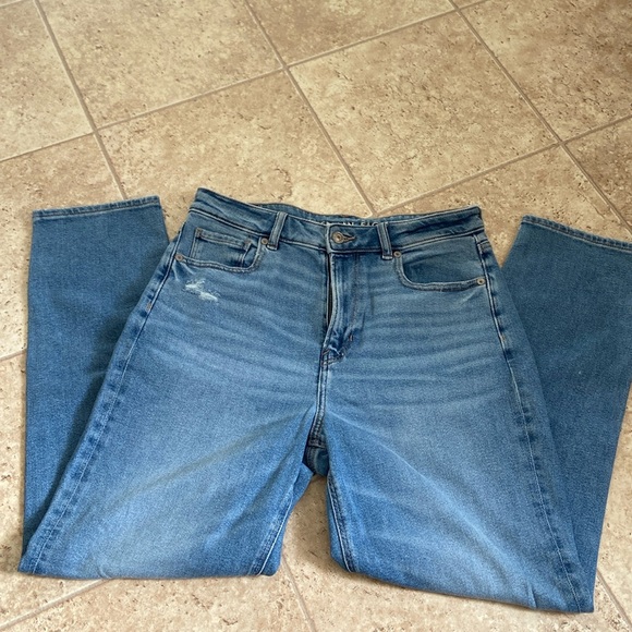 American Eagle Mom Jeans - Picture 1 of 4